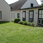 Bioweingut Hauerhof 99 -apartment 4 Апартаменты *