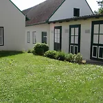 Bioweingut Hauerhof 99 -apartment 4 Клостернойбург